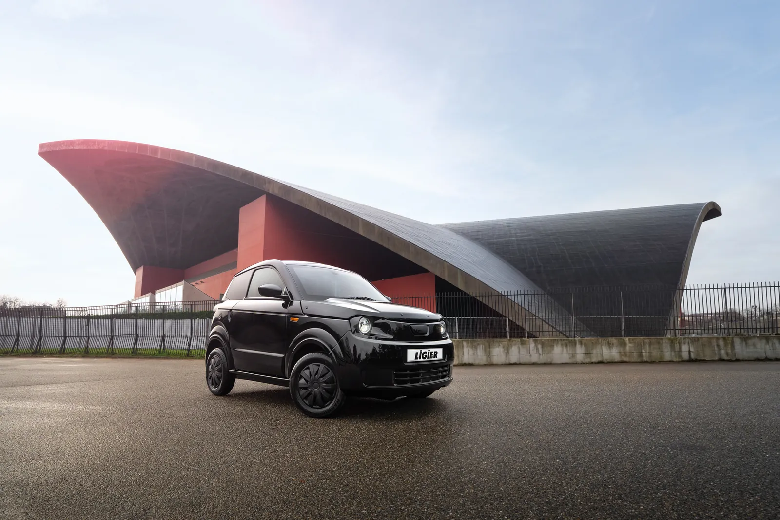 Ligier Myli LAB in Intense Black