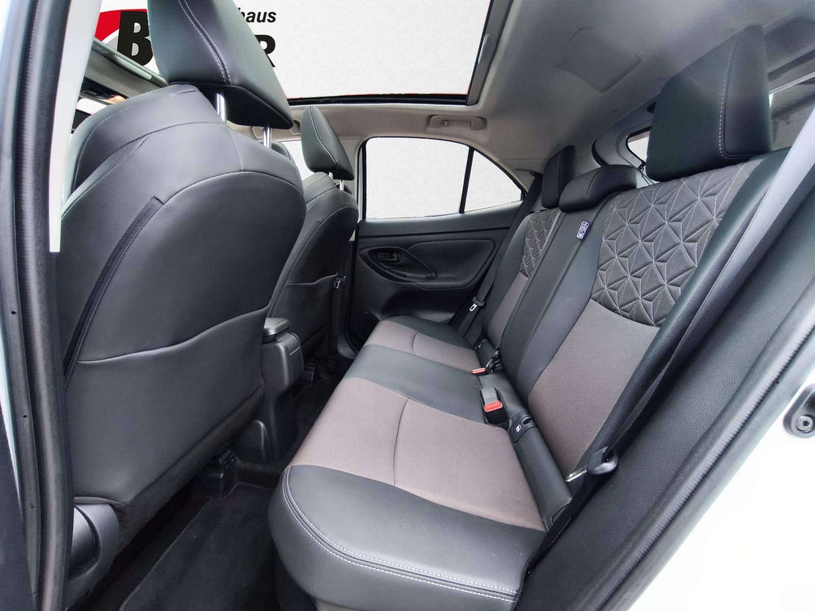 Toyota Yaris Cross – Bild 11