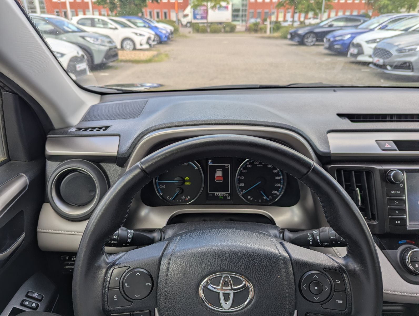 Toyota RAV4 – Bild 14