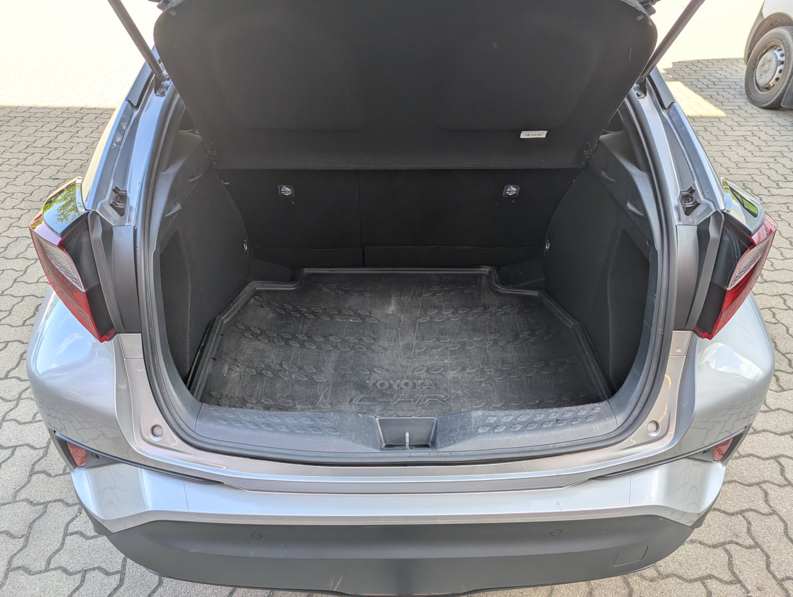 Toyota C-HR – Bild 14