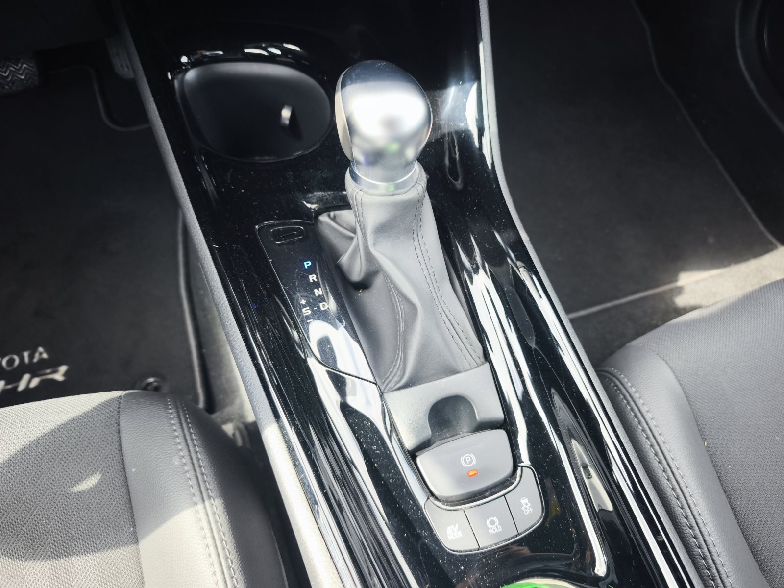 Toyota C-HR – Bild 14