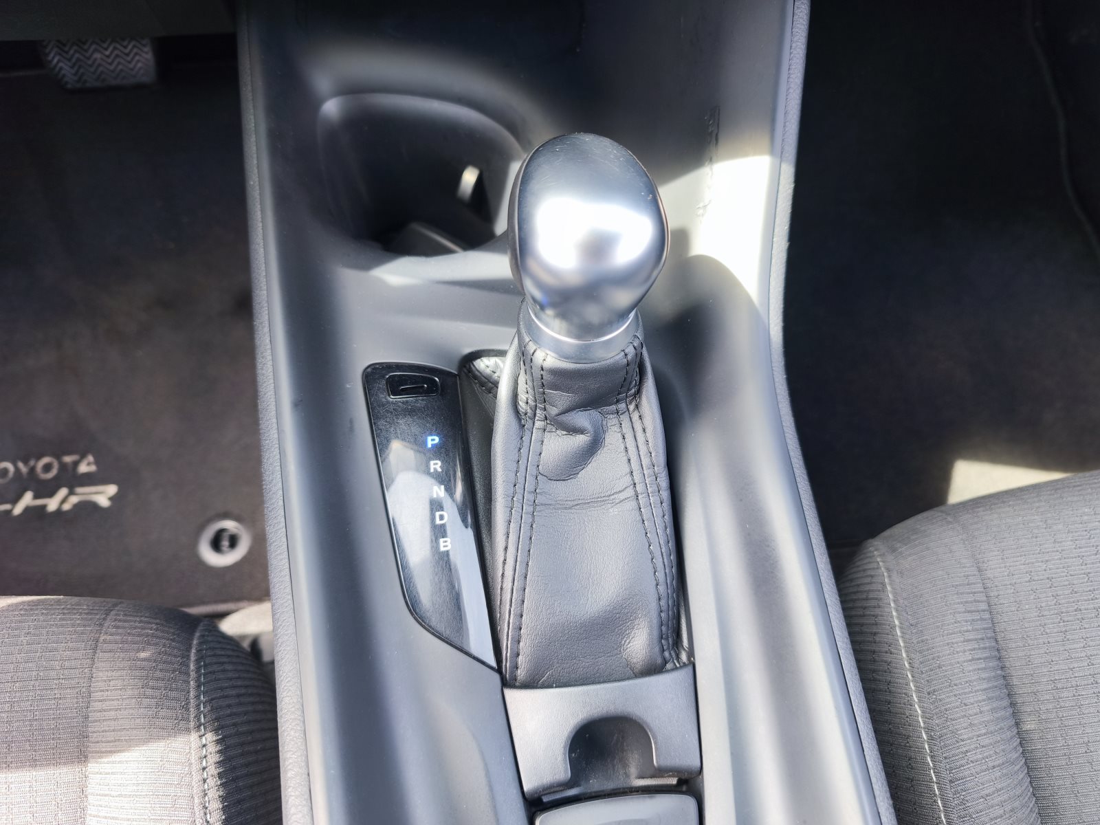 Toyota C-HR – Bild 15