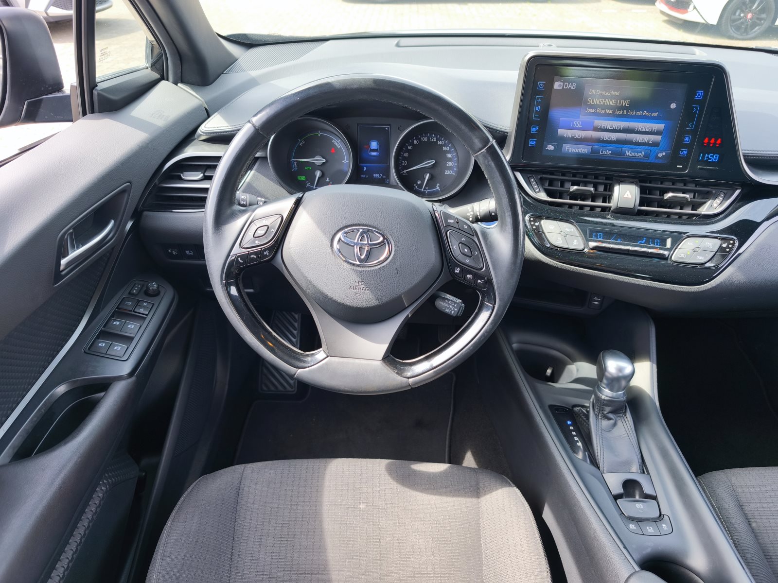 Toyota C-HR – Bild 16
