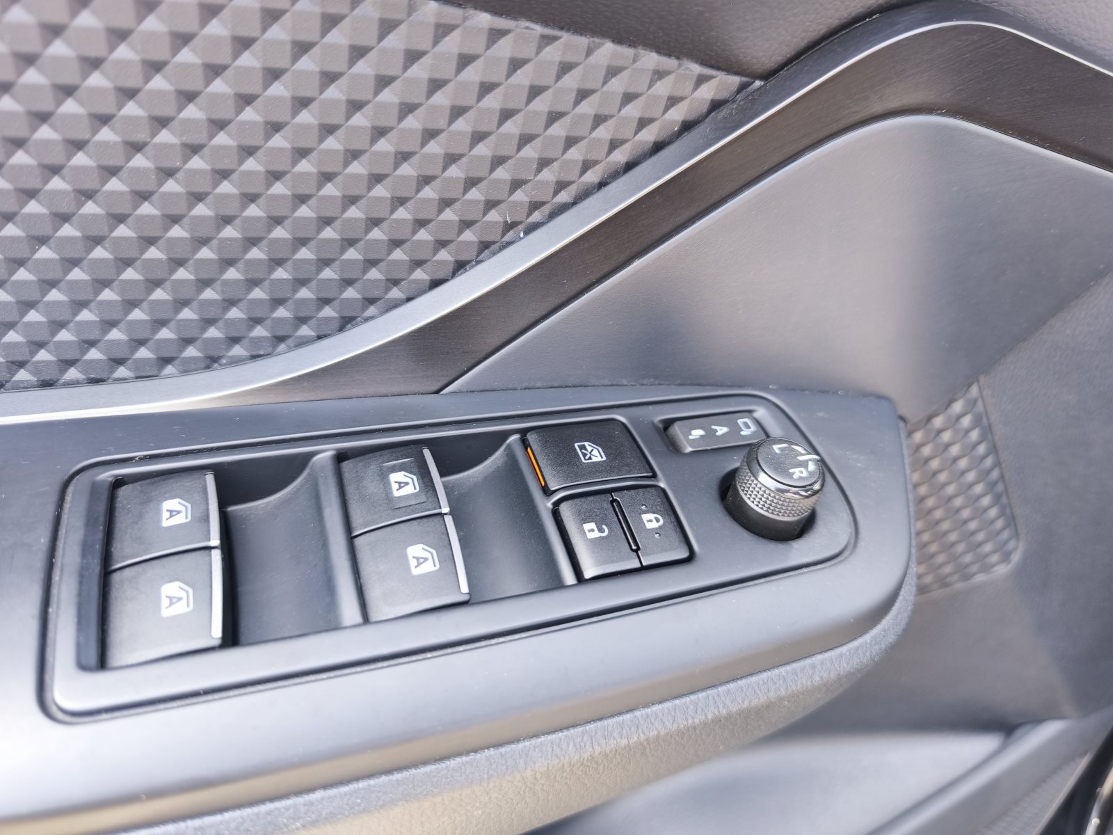 Toyota C-HR – Bild 19