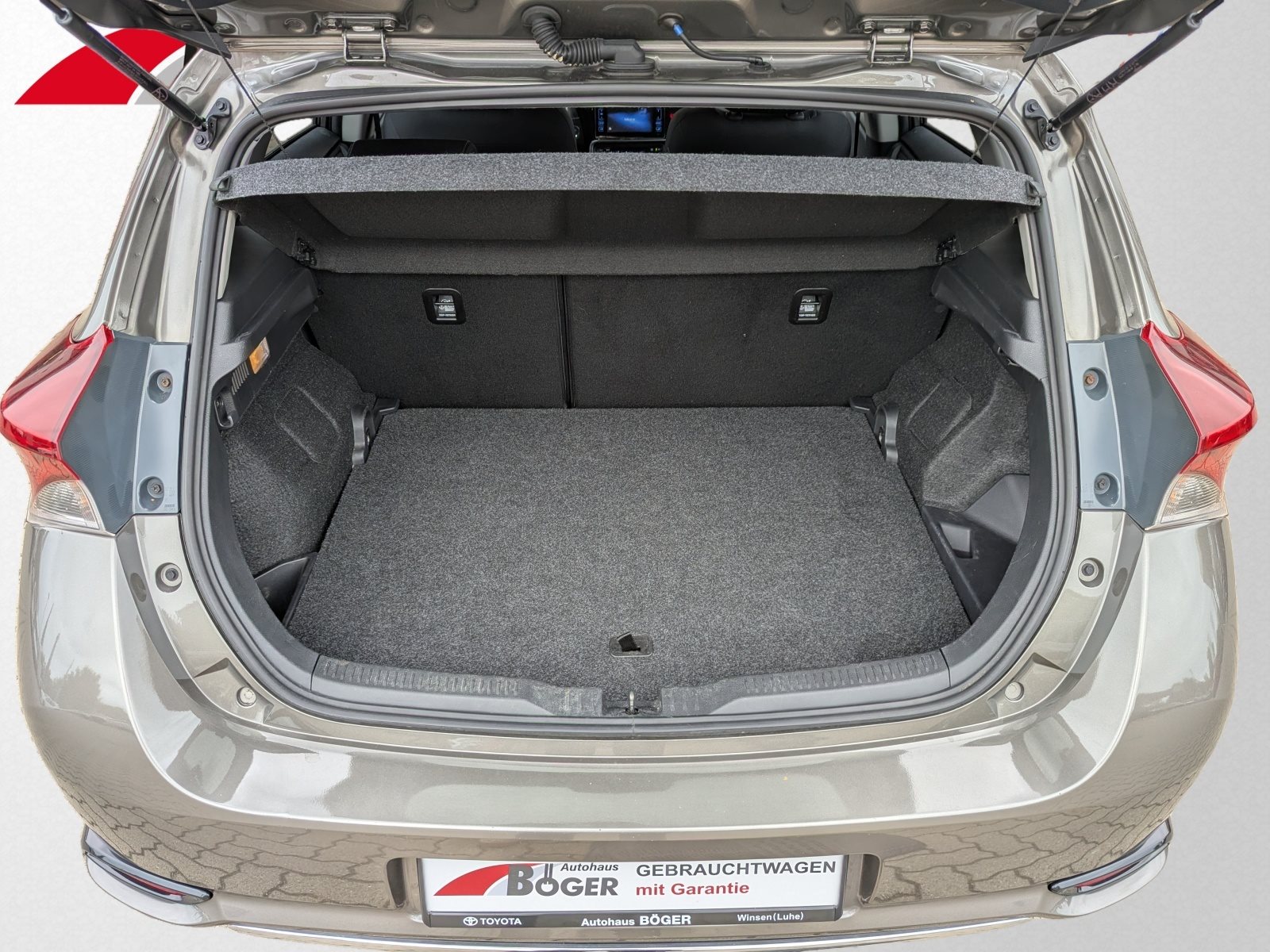 Toyota Auris – Bild 11