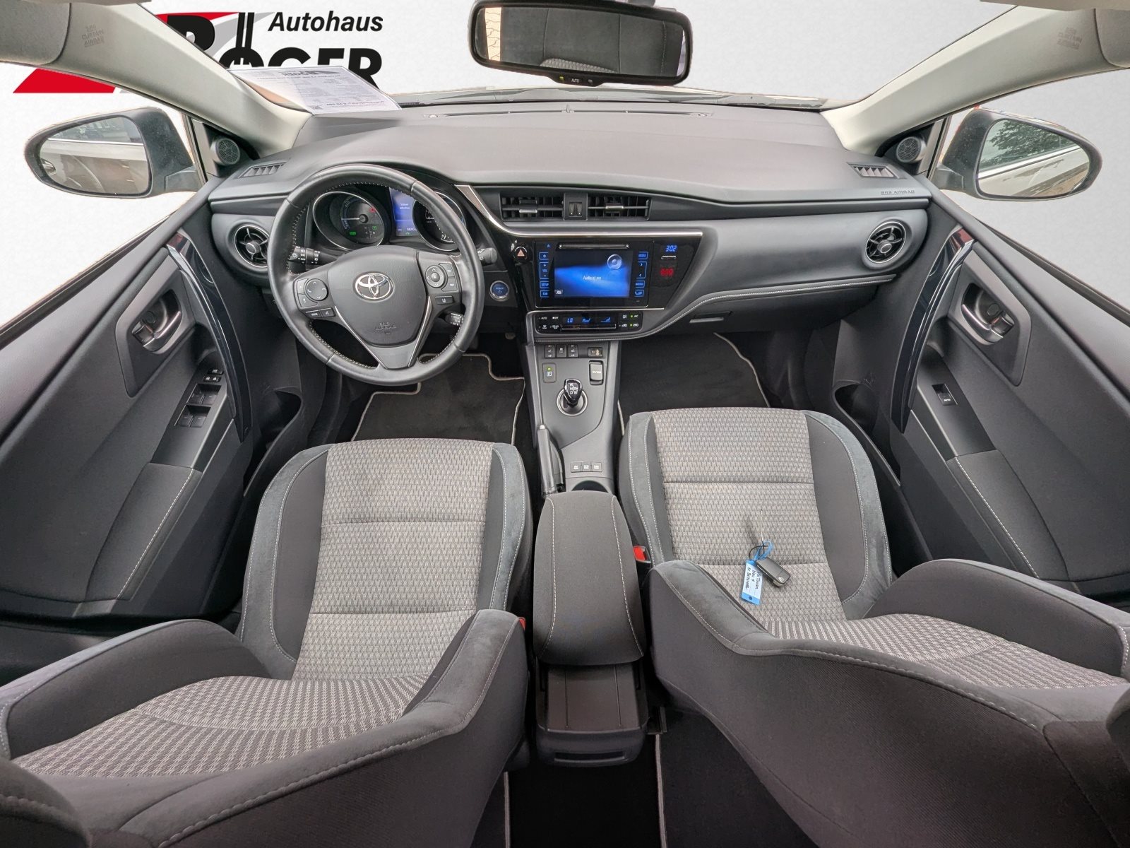 Toyota Auris – Bild 12