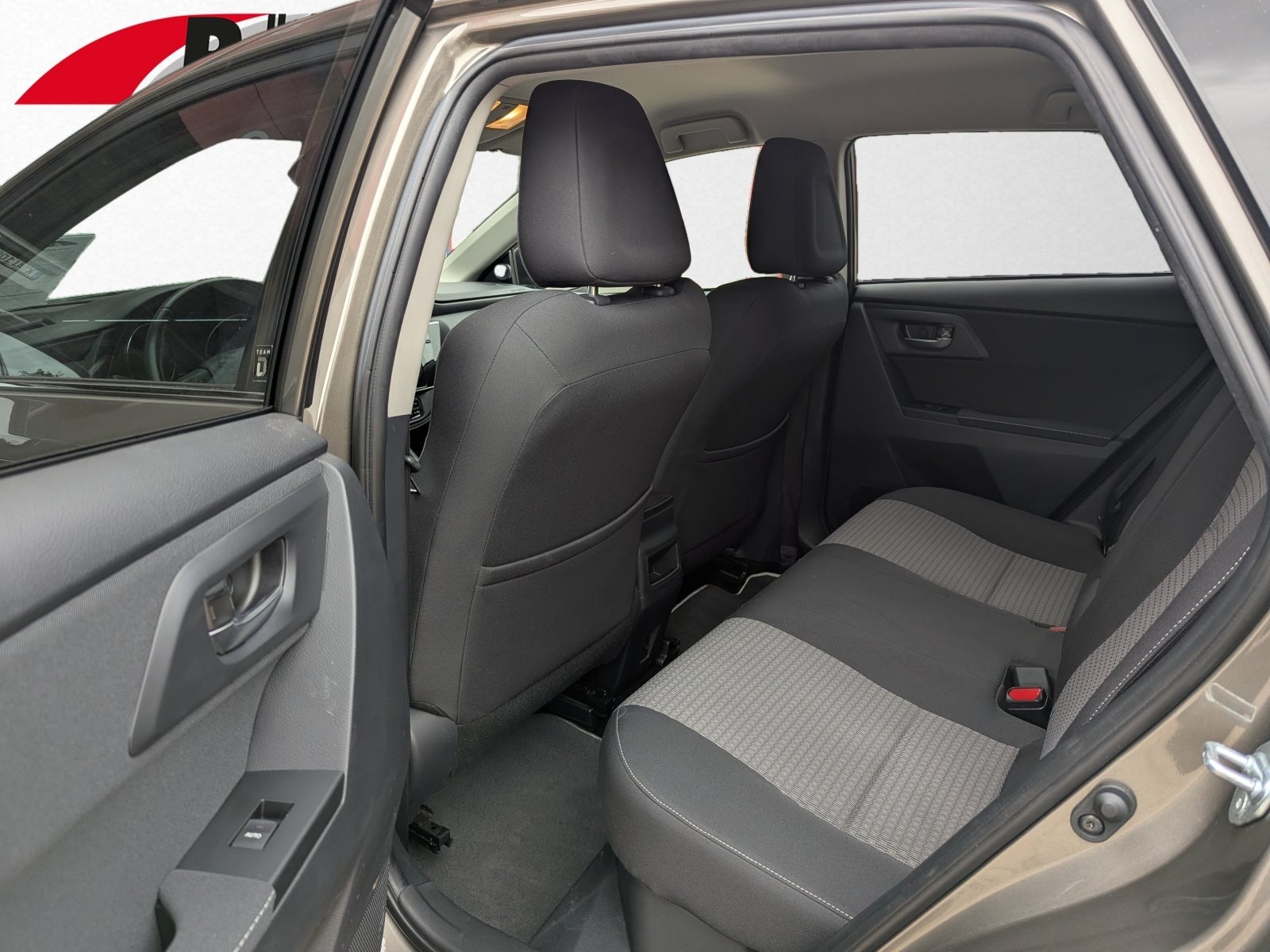 Toyota Auris – Bild 13