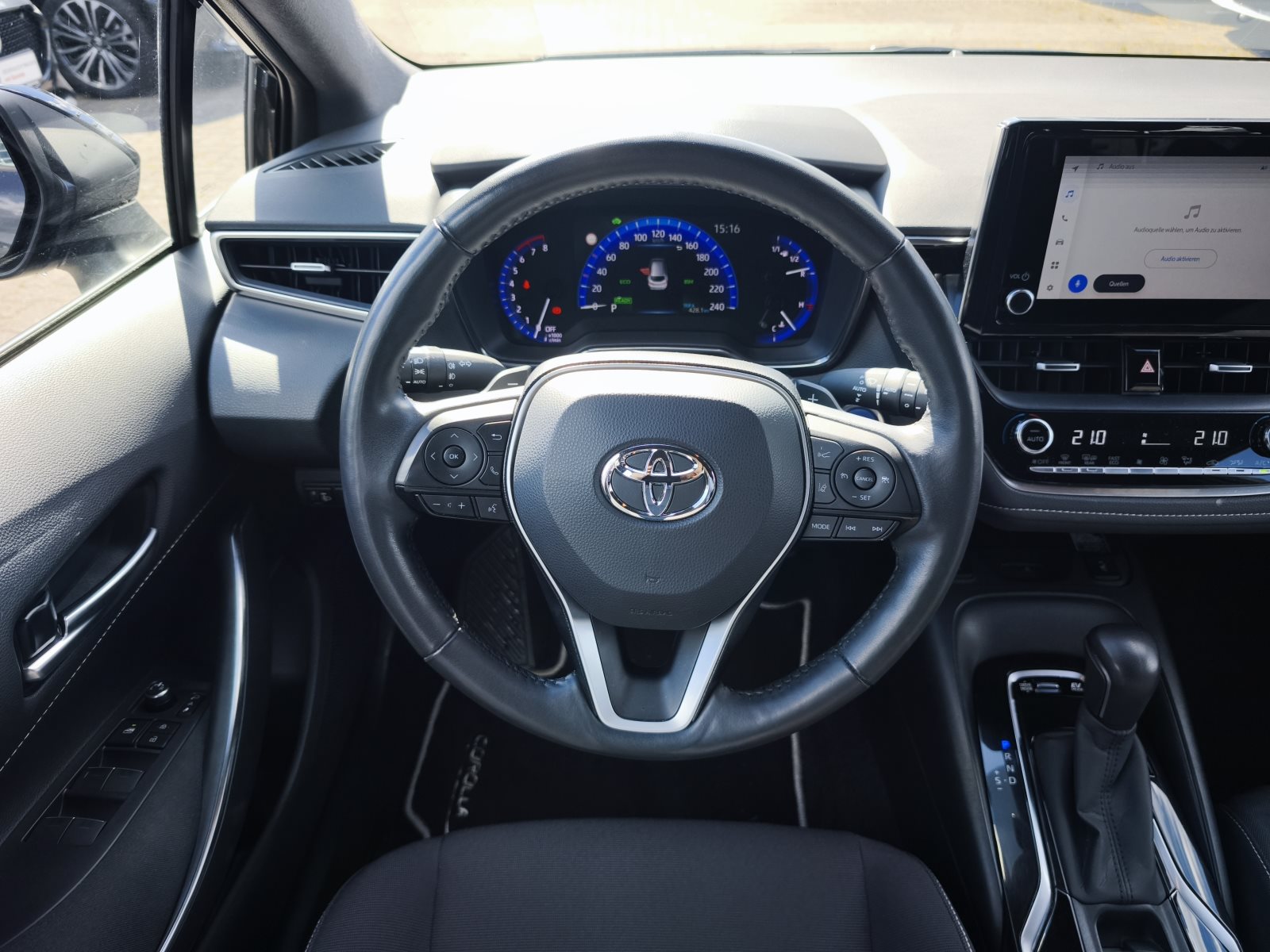 Toyota Corolla Touring Sports – Bild 16
