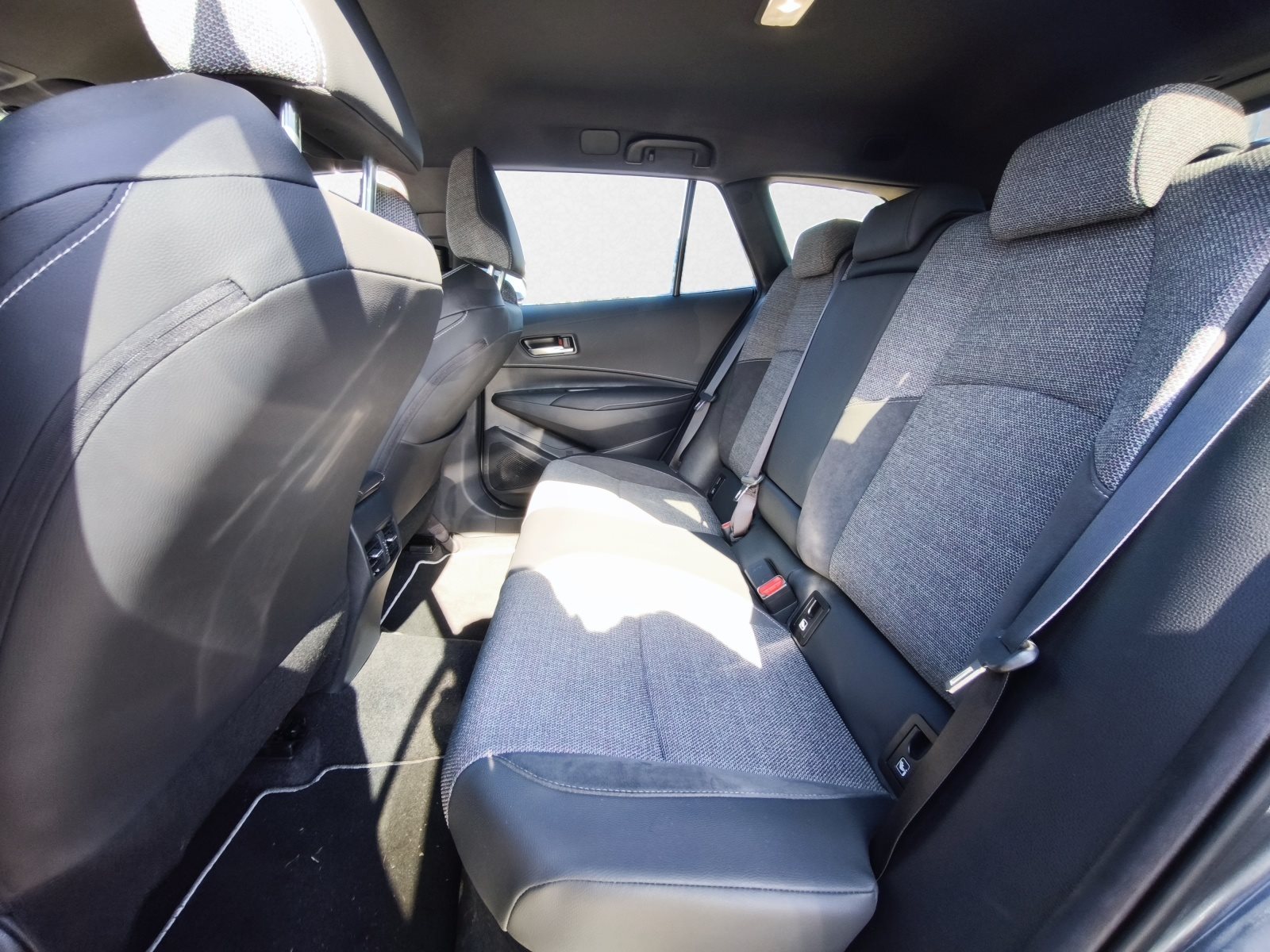 Toyota Corolla – Bild 11
