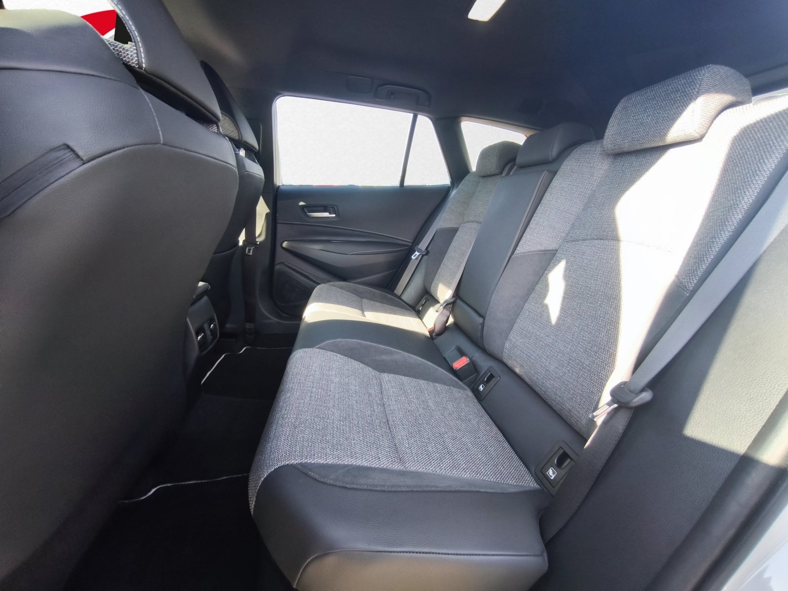 Toyota Corolla – Bild 11