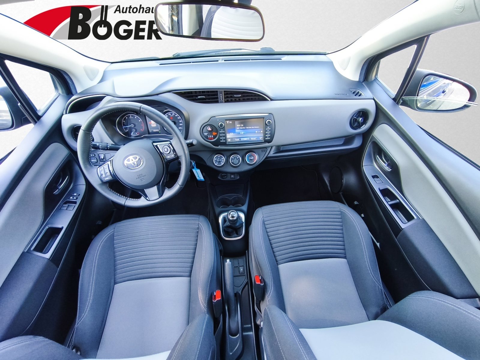 Toyota Yaris – Bild 11