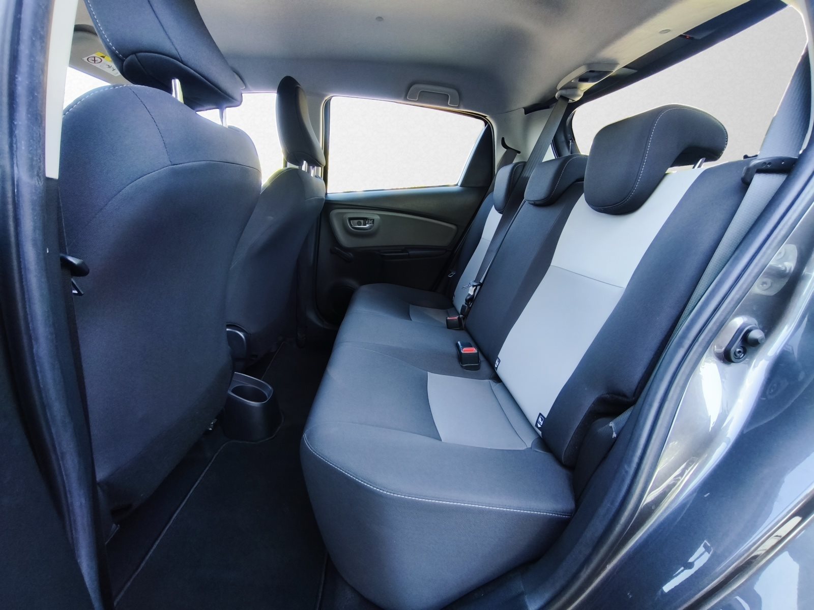 Toyota Yaris – Bild 12