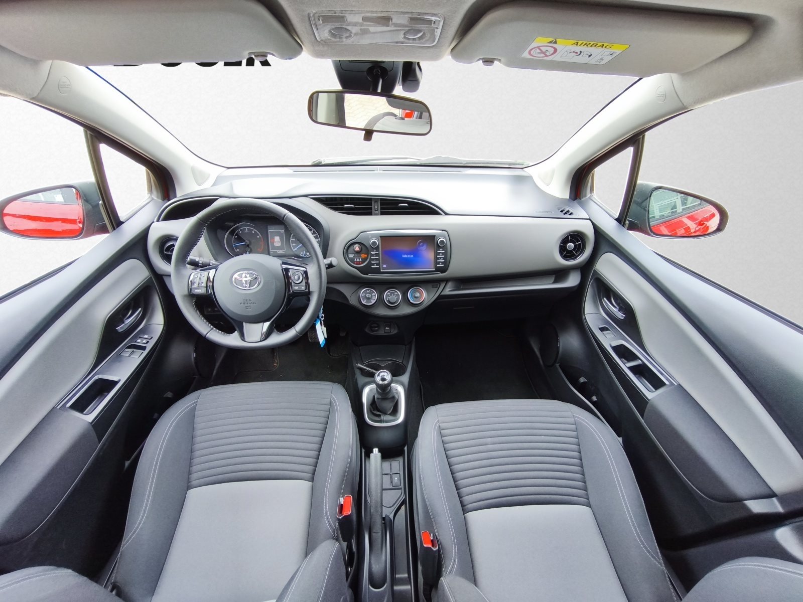 Toyota Yaris – Bild 12