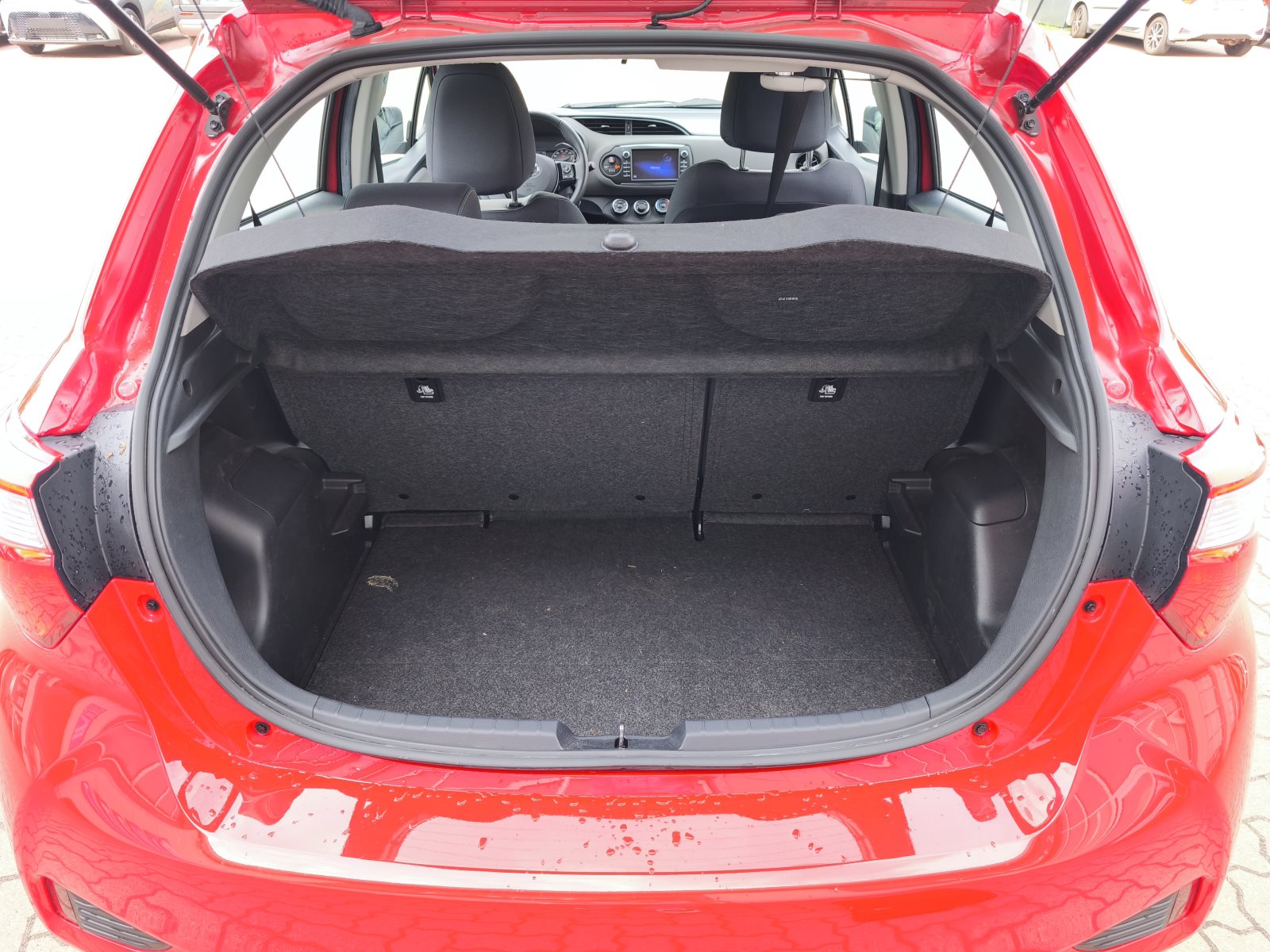 Toyota Yaris – Bild 17