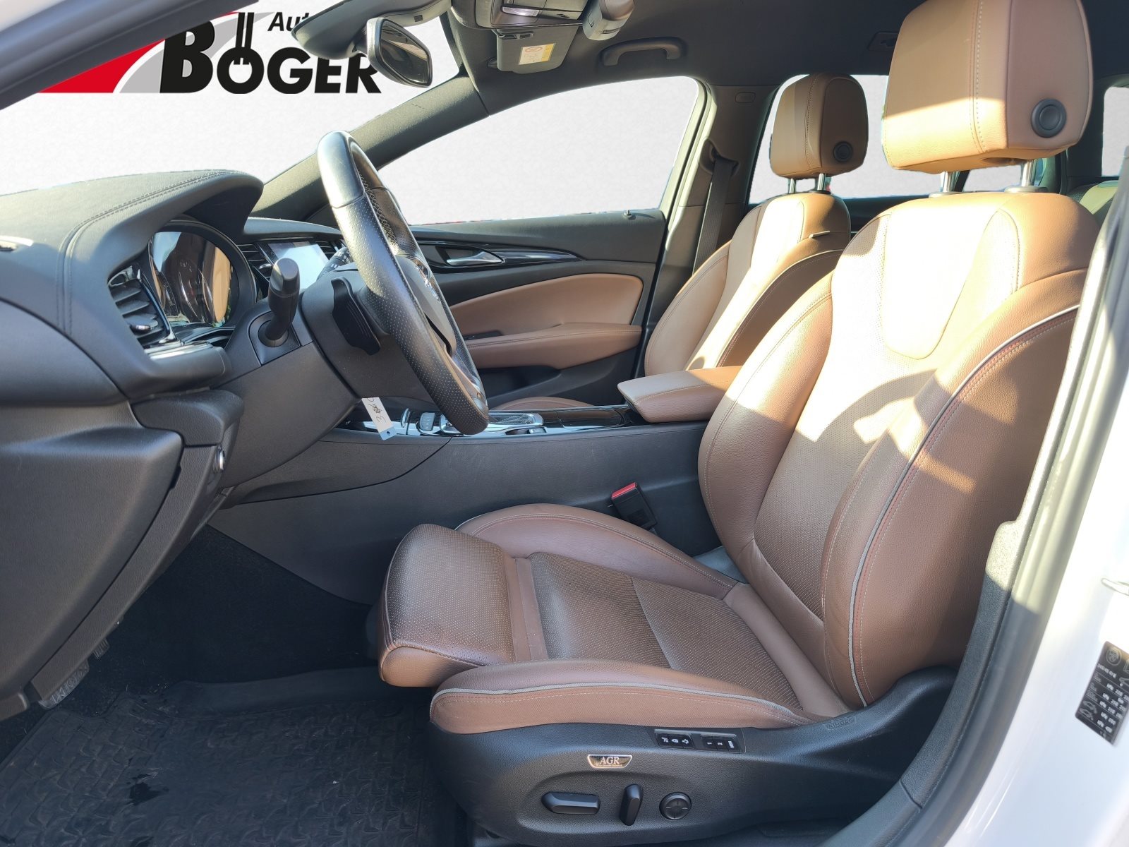 Opel Insignia – Bild 10