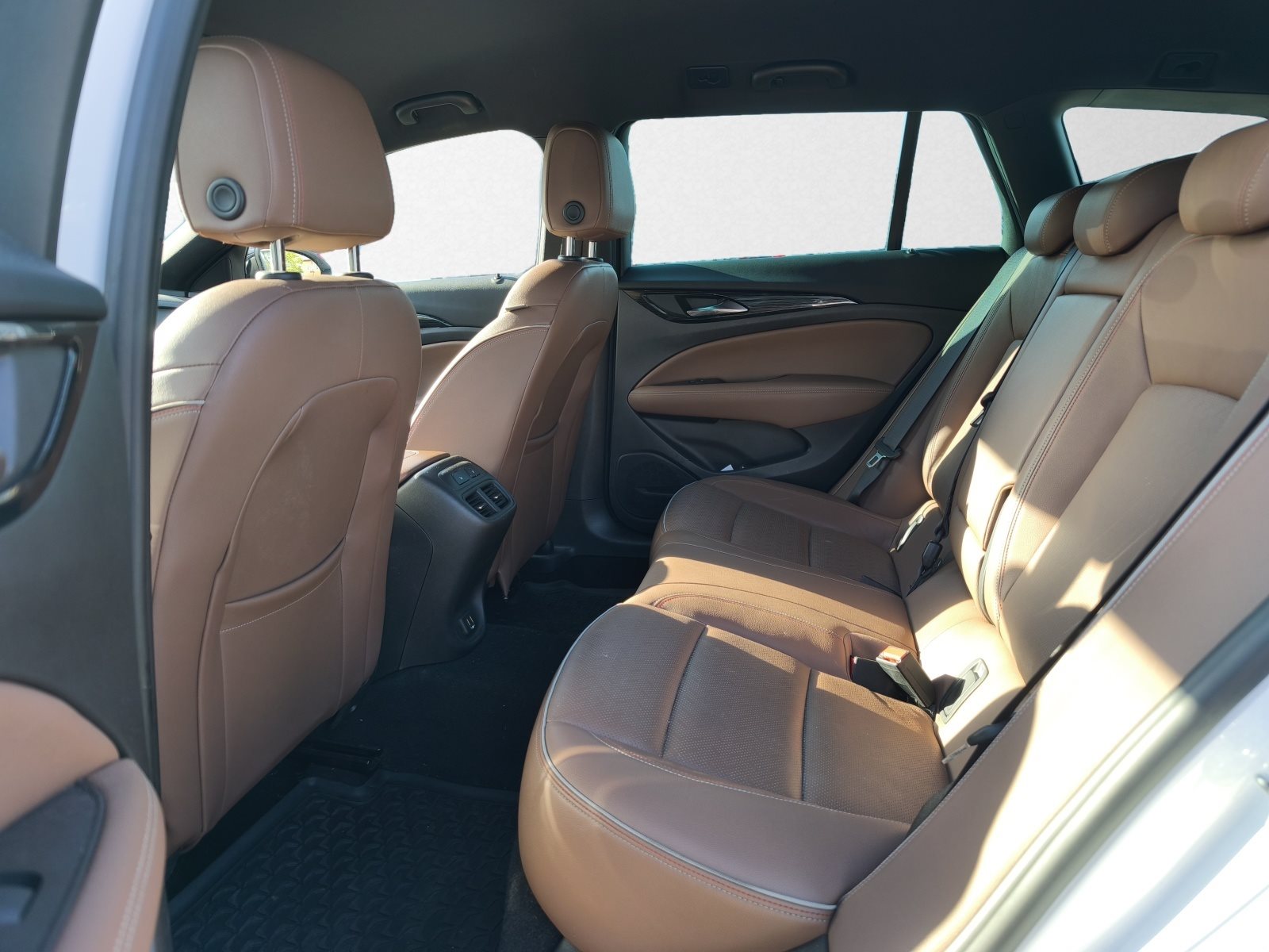 Opel Insignia – Bild 11
