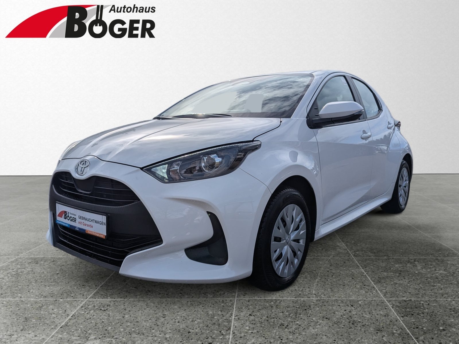 Yaris 1,5 HEV Buissnes Ed. + COMF. PAKET