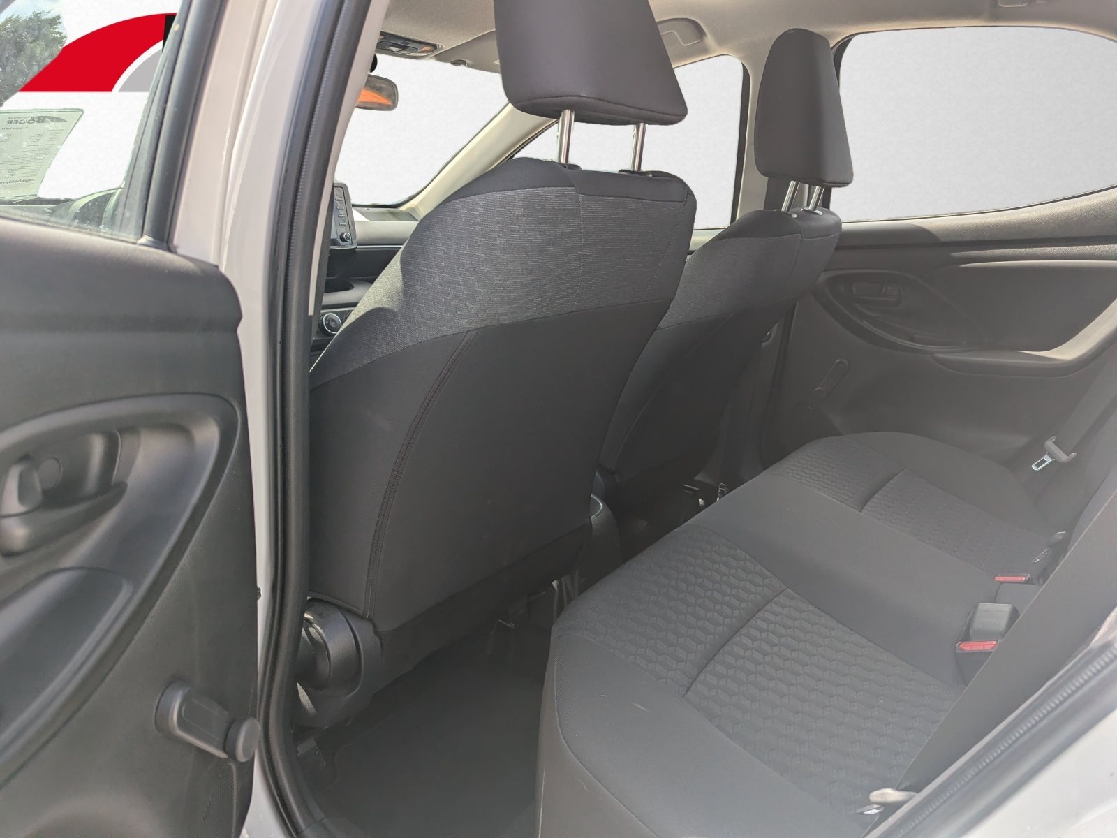Toyota Yaris – Bild 9