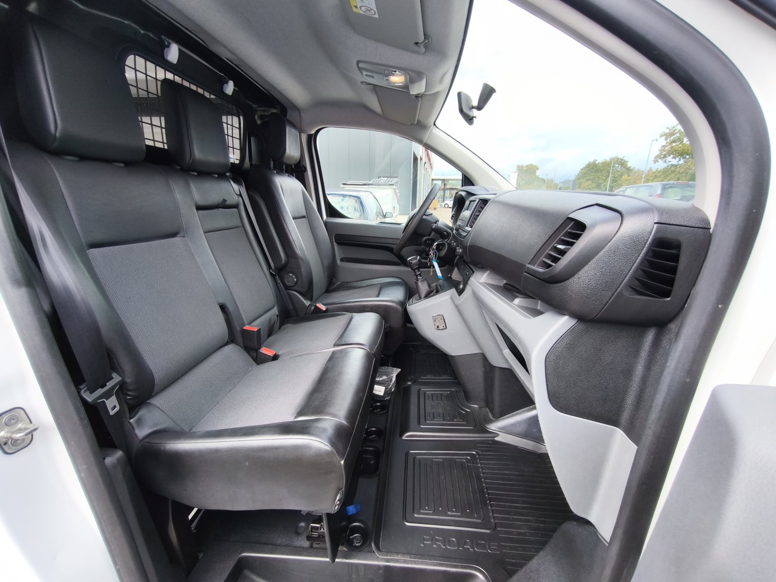 Toyota Proace – Bild 21